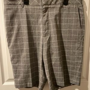 Walter Hagen Men’s Golf shorts size 34